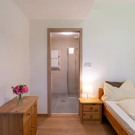 Garten 2 Seeblick By Interhome * Strobl