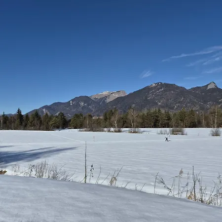 Garten 2 Seeblick By Interhome شتروبل