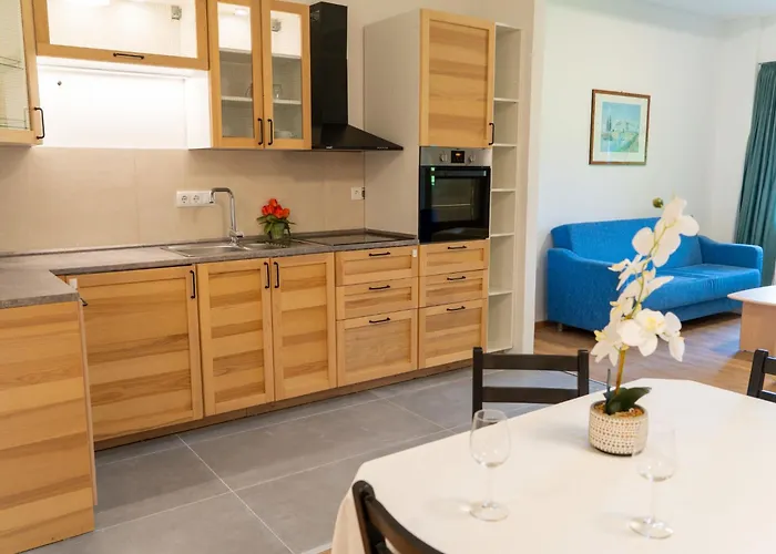 Garten 2 Seeblick By Interhome